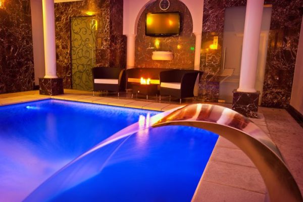 Relaxation�20&�20Swimming�20Pool�20Area